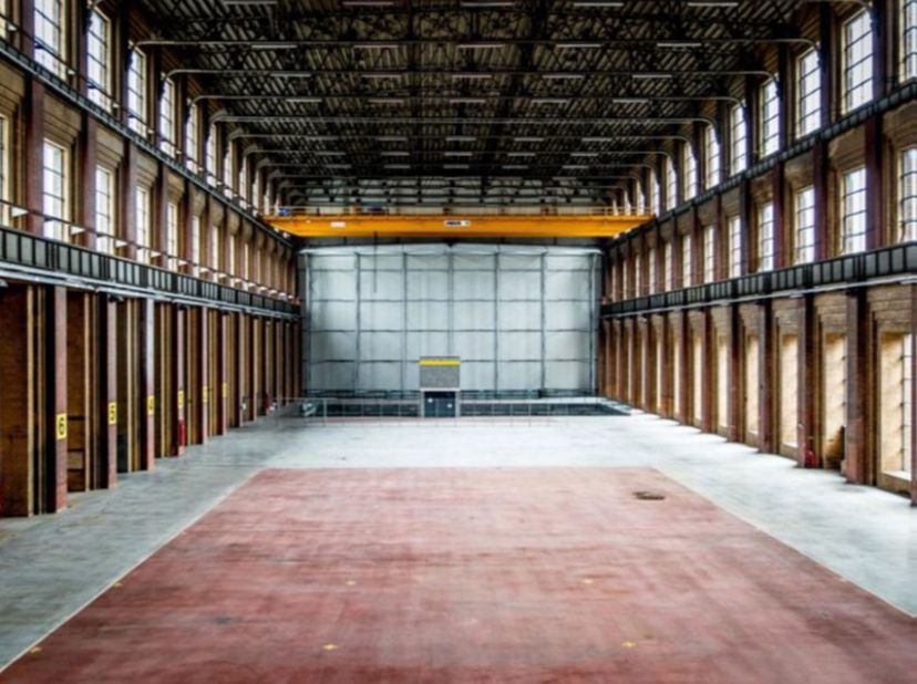 Magazijn in uniek karaktervol gebouw op de Interescaut-site met een prachtig zicht op de Schelde. <br />
•unieke industriële locaties voor filmopnames