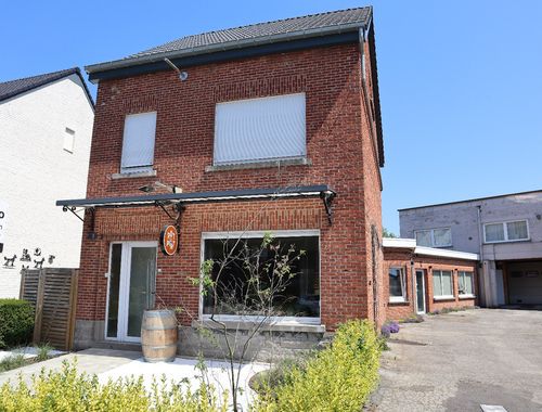                                         Horeca à louer à Blanden, € 950
