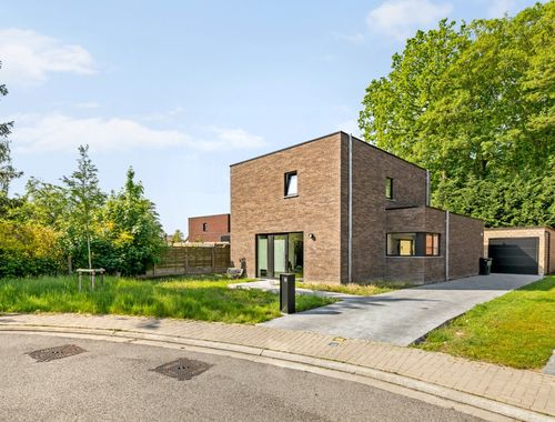                                         Maison à vendre à Ieper, € 499.000
