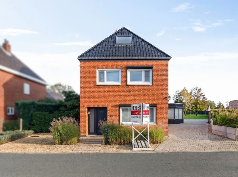 Huis te huur in Vredestraat 68,
                    3920 Lommel