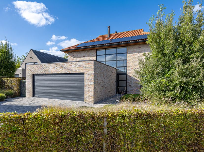 Huis te koop in Kleine Weg 32,
                    8800 Roeselare