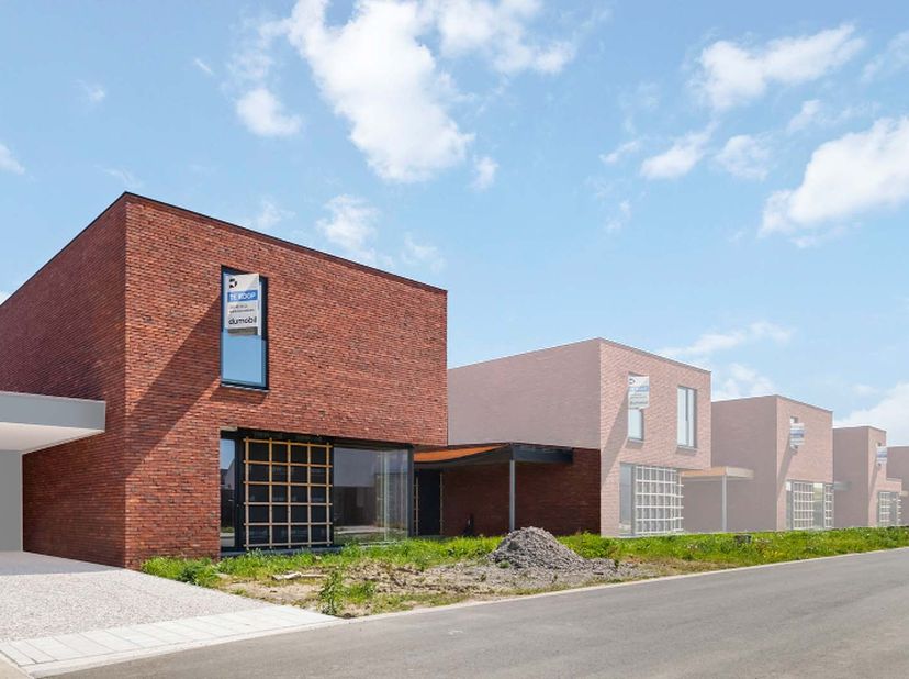 Deze kwalitatief opgebouwde alleenstaande woning (lot 126)&amp;nbsp;combineert het comfort van een open bebouwing met de vrijheid om het interieur nog vol
