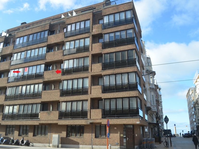 Ontdek de charme van deze sfeervolle studio, gelegen aan de Koningstraat in het hart van Oostende. Deze studio&amp;nbsp;biedt een perfecte uitvalsbasis vo