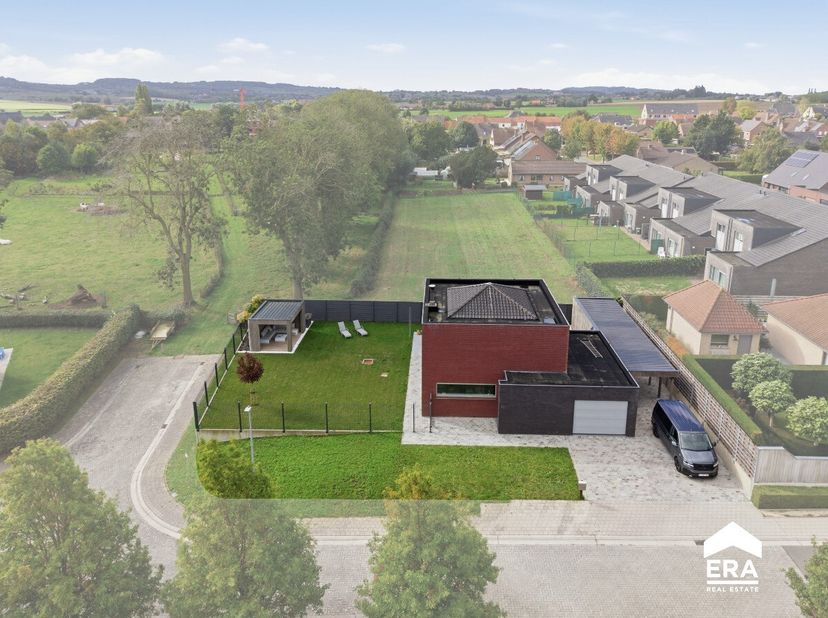 Huis te koop in Disbos 52,
                    8970 Reningelst