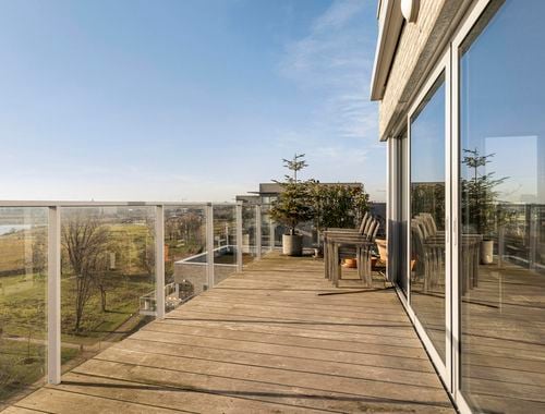                                        Penthouse te huur in Antwerpen, € 2.200
