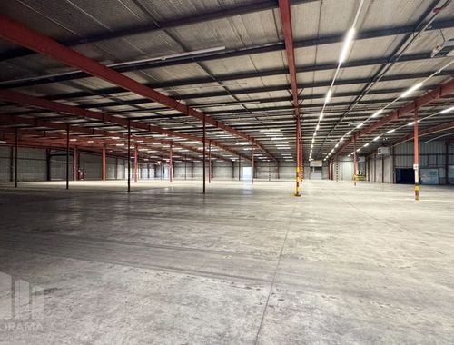                                         Bedrijfsgebouw te huur in Kontich, € 22.550
