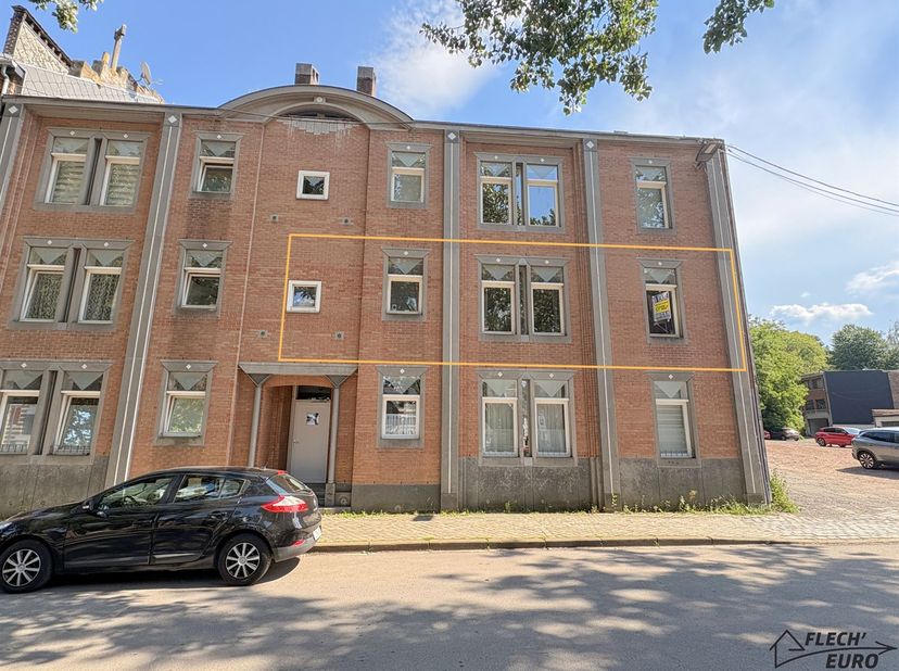 Découvrez ce superbe appartement idéalement agencé. Parfait pour un jeune couple, une petite famille ou un investissement serein.<br />
<br />
 Ce der