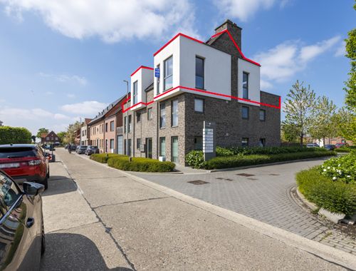                                         Duplex te koop in Hoogstraten, € 498.000
