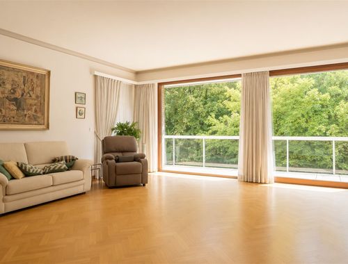                                         Appartement à vendre à Uccle, € 600.000
