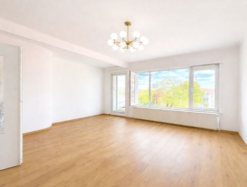                                         Appartement te huur in Elsene, € 1.450
