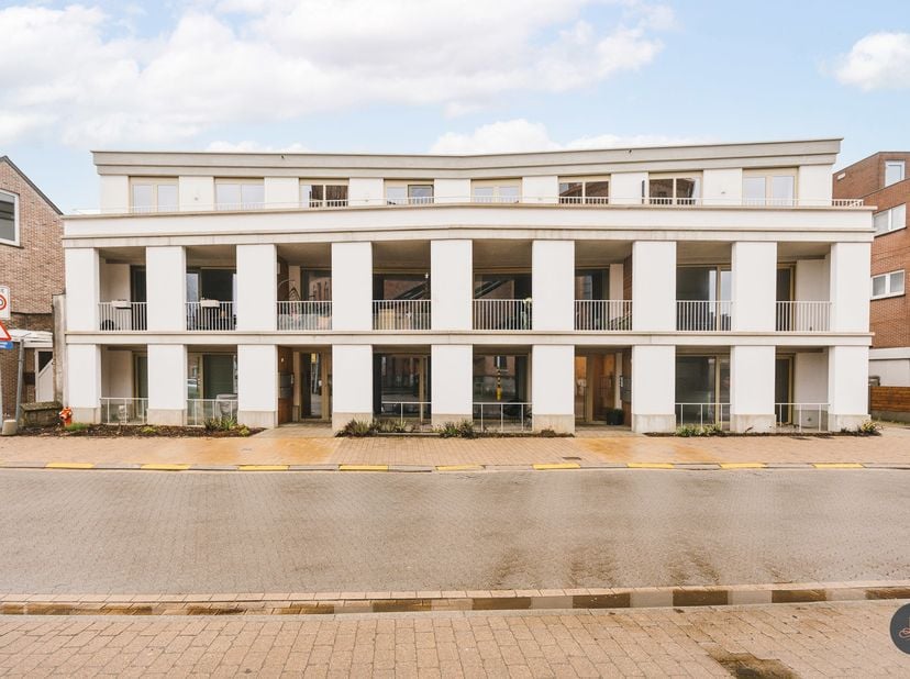Ontdek dit prachtige nieuwbouwappartement op het eerst verdiep in het project De Nieuwe Pastorij, centraal gelegen in het charmante Booischot. <br />