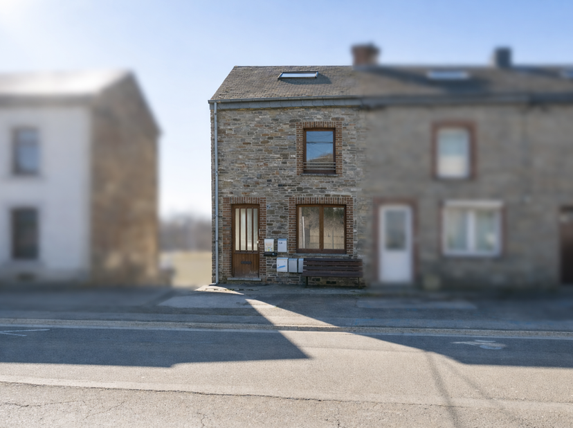 EasyHome heeft het genoegen u dit investeringshuis in Libramont voor te stellen, een zeldzame kans voor elke investeerder die op zoek is naar een pand