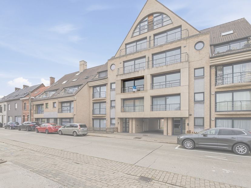Appartement te koop in Vijfwegenstraat 218 bus 5,
                    8800 Roeselare