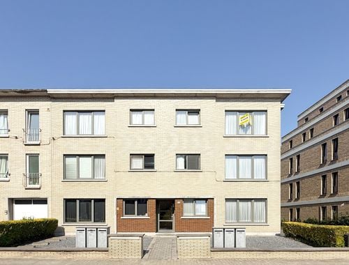                                         Appartement te huur in Beveren-Waas, € 725
