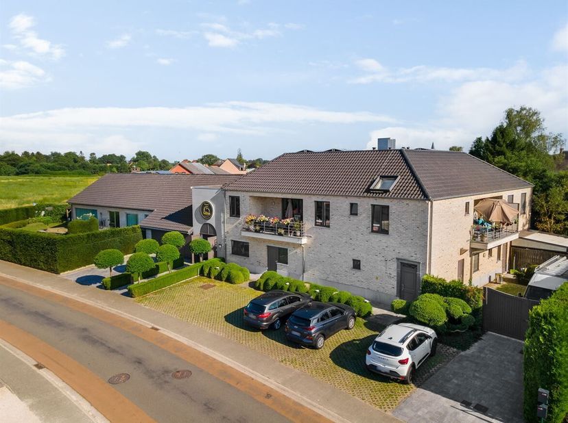 Bien professionnel à vendre
                    à 2280 Grobbendonk
