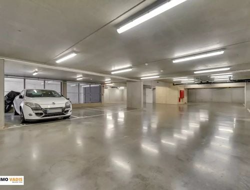                                         Place de stationnement à vendre à Tongeren, € 16.000
