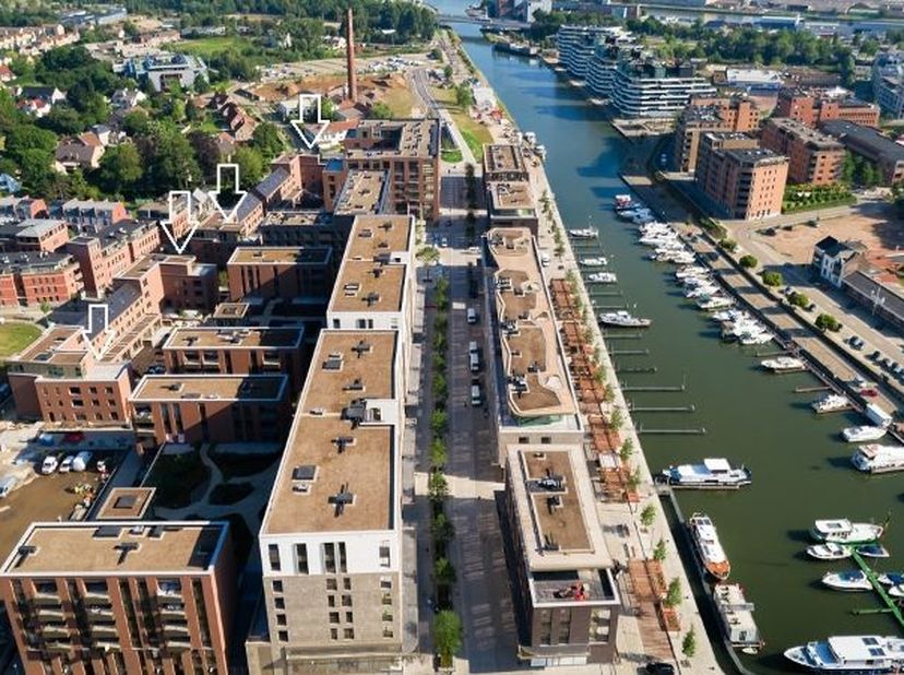 Docksite, het buurtgevoel in het midden van de stad<br />
<br />
Quartier Bleu vlijt zich neer tussen de Hasseltse binnenring en het sfeervolle binnen