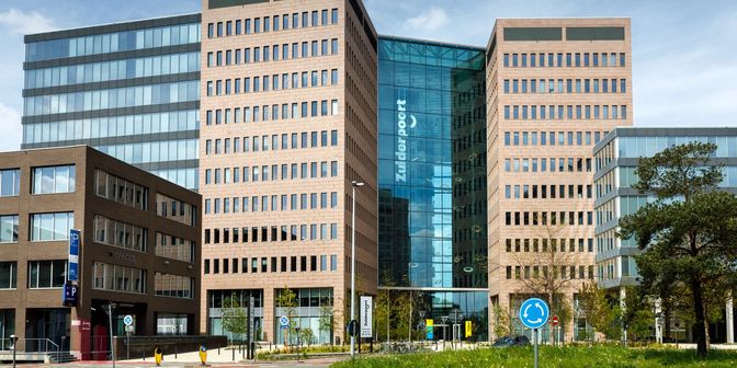 Bedrijfsvastgoed te huur in Gaston Crommenlaan 4, 9050 Gentbrugge