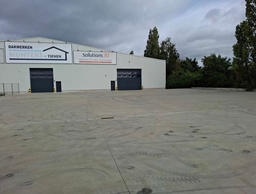                                         Bedrijfsgebouw te huur in Tienen, € 7.900
