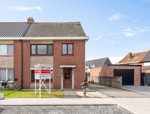                                         Eengezinswoning te koop in Geel, € 310.000
