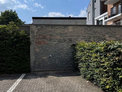                                         Place de stationnement à louer à Turnhout, € 75
