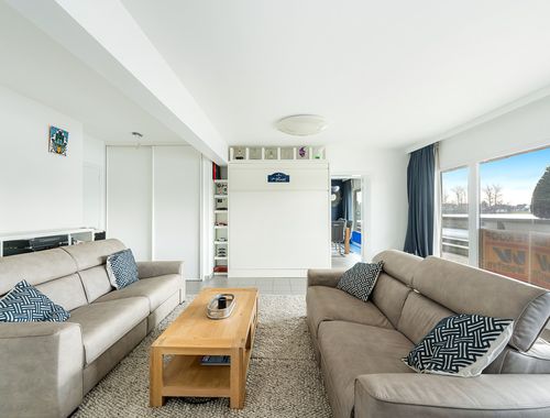                                         Appartement à vendre à Duinbergen, € 250.000
