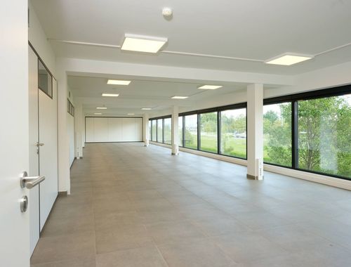                                         Bureaux à louer à Eeklo, € 1.442,88
