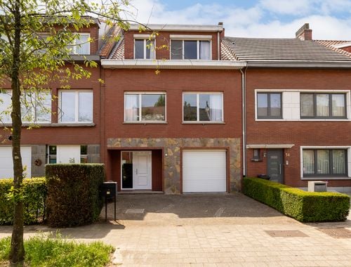                                         Bel-étage te koop in Edegem, € 375.000
