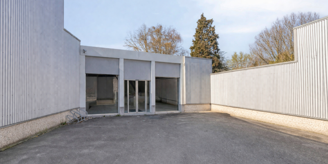 Bedrijfsvastgoed te huur in Ardooisesteenweg 243, 8800 Roeselare