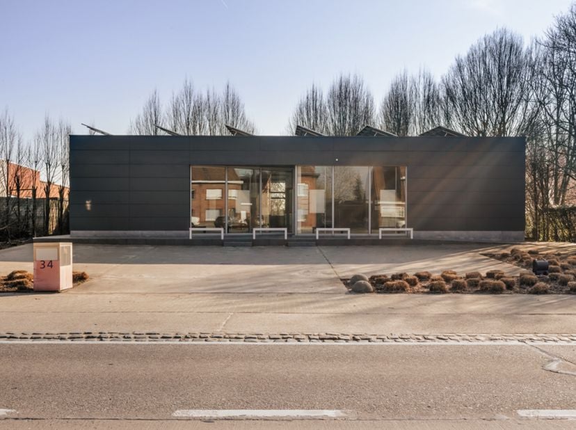 Bedrijfsvastgoed te koop in Provinciebaan 34,
                    8890 Moorslede