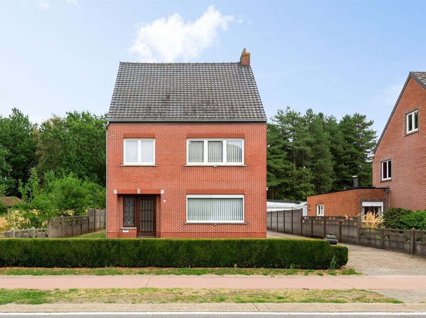 Maison à vendre à Winkelomseheide 74,
                    2440 Geel