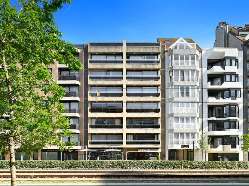 Appartement à vendre
                    à 8301 Heist-aan-Zee