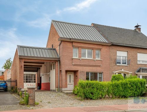                                         Entrepôt avec habitation à vendre à Keerbergen, € 545.000
