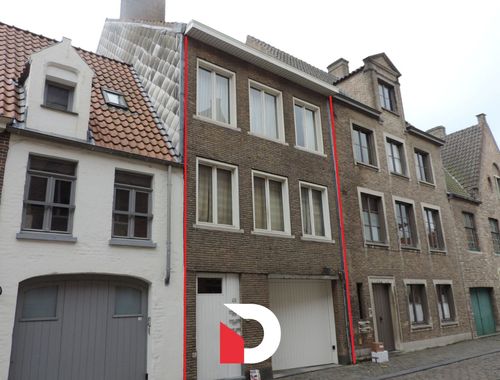                                         Penthouse à louer à Brugge, € 650
