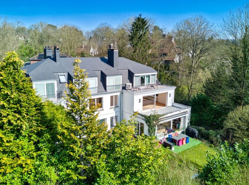 Appartement te koop in ,
                    1180 Ukkel