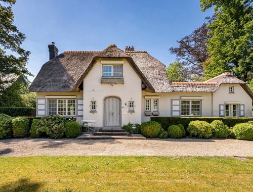                                         Villa te koop in Brasschaat, € 998.000
