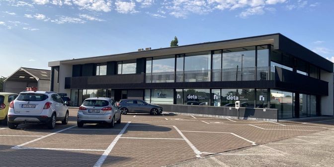 Bedrijfsvastgoed te huur in Steenweg Deinze 150 - B2, 9810 Nazareth