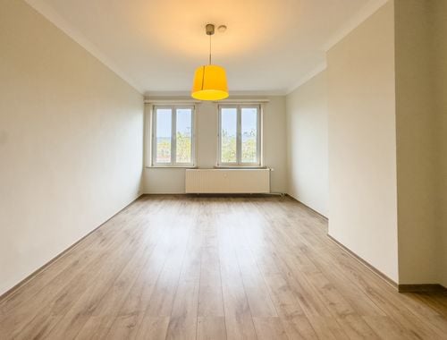                                         Appartement te huur in Schaarbeek, € 1.050
