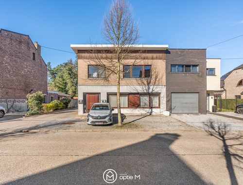                                         Appartementsgebouw te koop in Genk, € 398.000
