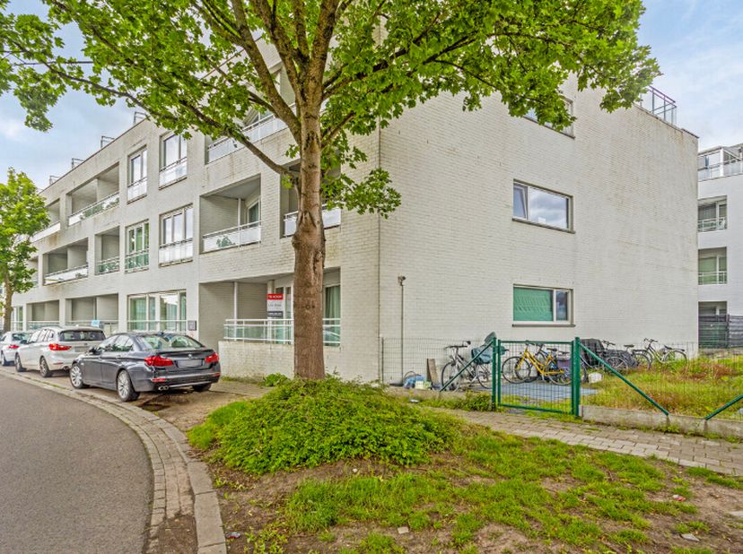 Appartement te koop in Sint Jozefstraat 15 bus 04,
                    8790 Waregem