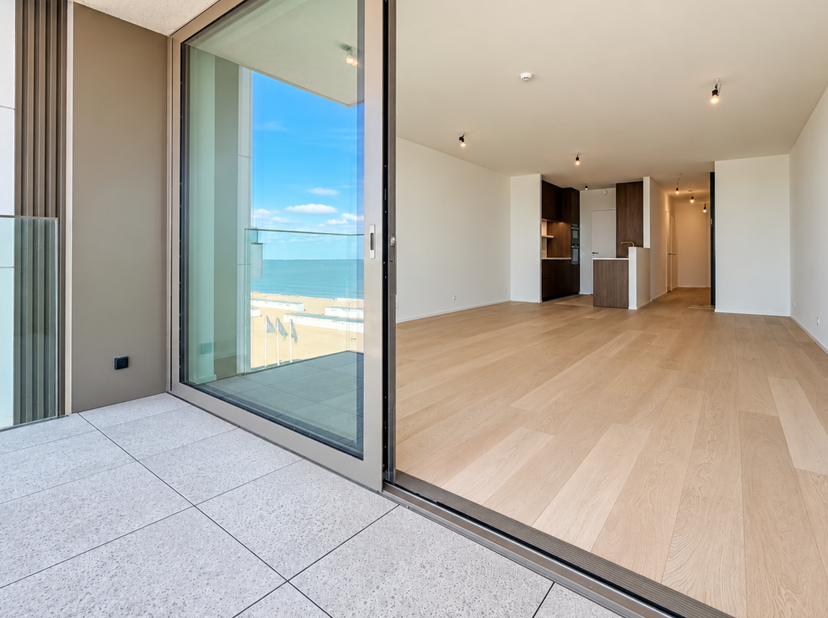 Appartement te koop in Zeedijk-Het Zoute 800 bus 41,
                    8300 Knokke