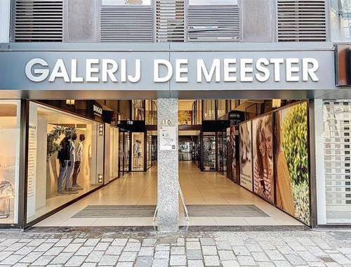                                         Rez-de-chaussée commercial à vendre à Roeselare, € 65.000
