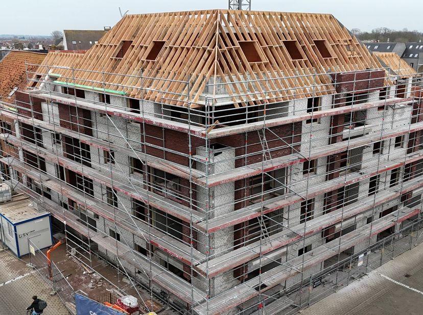 Energiezuinig nieuwbouwappartement in het hart van Oudenburg, op wandelafstand van diverse voorzieningen. Voorzien van domotica, hoogwaardige material