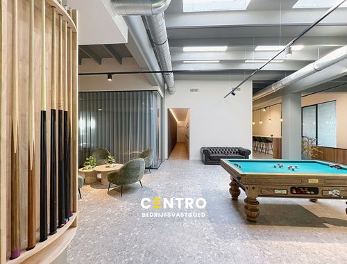                             Espace de bureaux à louer à Ieper
