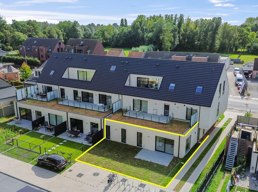 Appartement te koop in Zandstraat 65,
                    9170 Sint-Pauwels