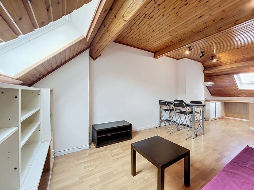 Appartement te huur in Rue Le Corrège 28,
                    1000 Brussel
