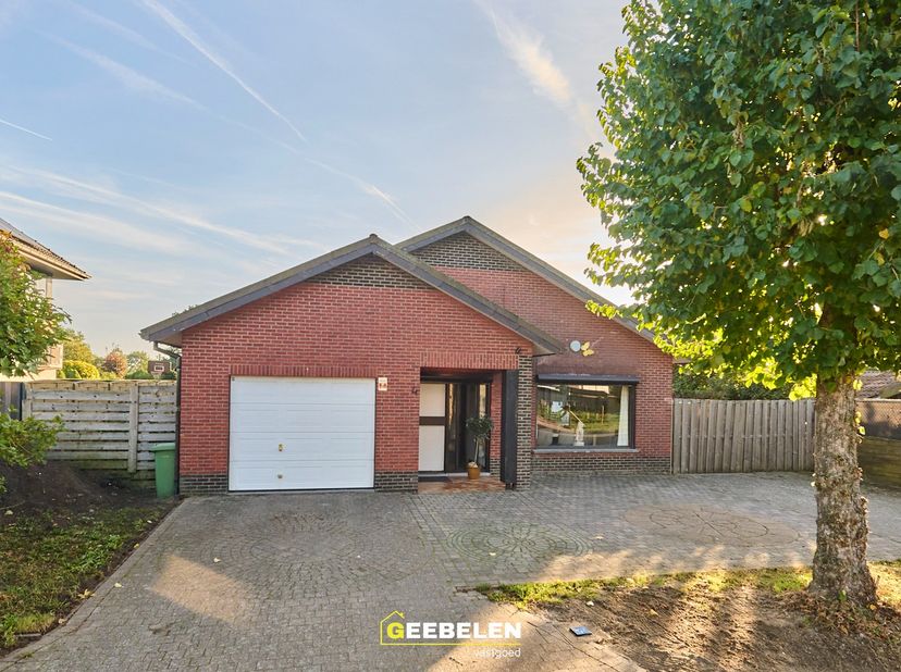 Huis te koop in Hazelaarstraat 4,
                    3920 Lommel