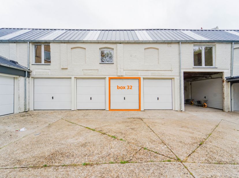Garage te huur in Edward Pynaertkaai 60-62,
                    9000 Gent