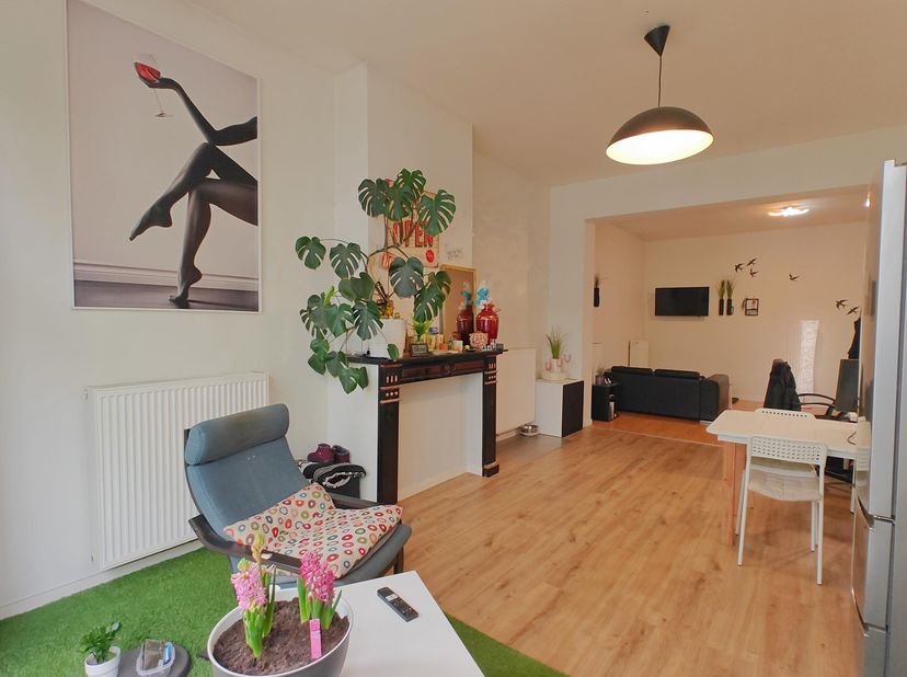Tweeslaapkamerappartement nabij de Watersportbaan - Gent<br />
<br />
Op een boogscheut van de Gentse Watersportbaan en de Blaarmeersen vind je dit in