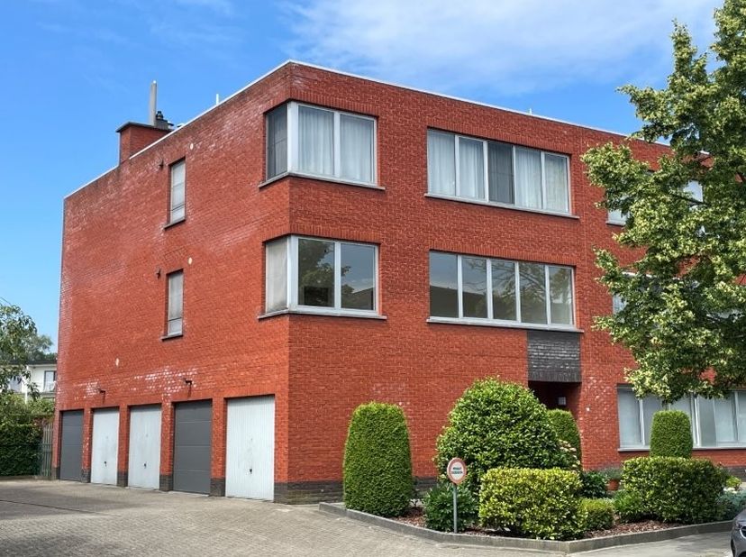 Appartement te huur in Pastoor Wouterstraat 3 bus 2,
                    2650 Edegem